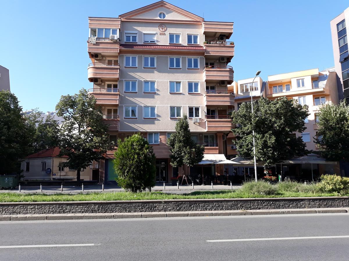 Ap Apartment Near Center Park 斯科普里 外观 照片